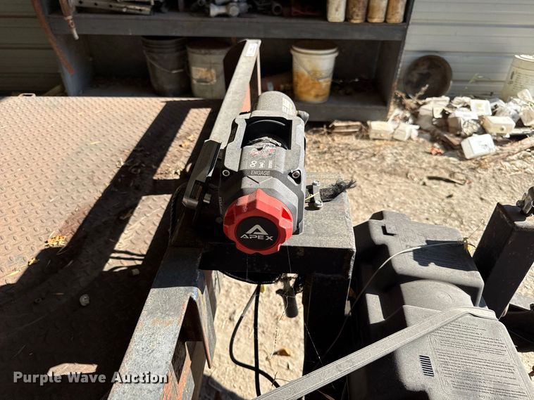 image for item EV6121 2001 Kodiak utility trailer