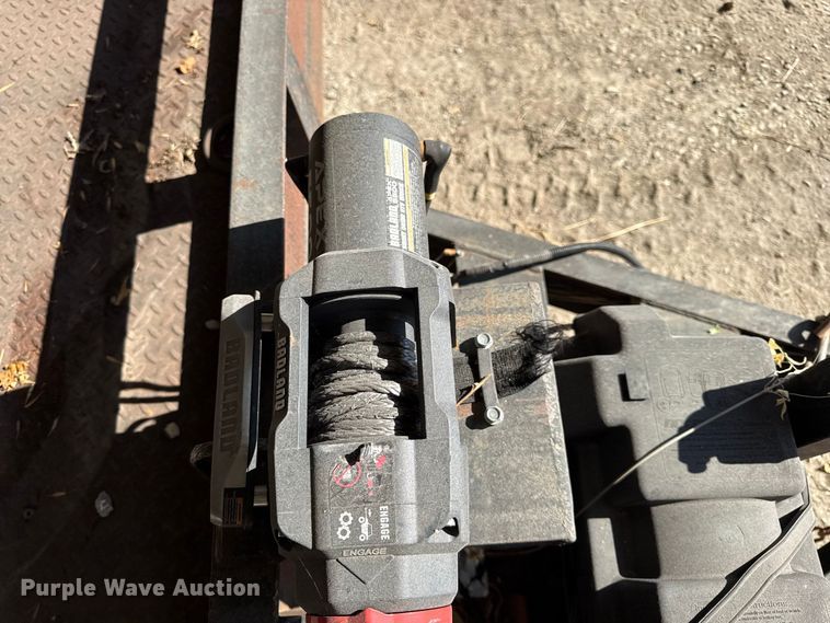 image for item EV6121 2001 Kodiak utility trailer