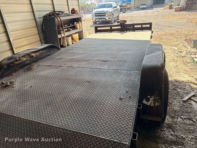 image for item EV6121 2001 Kodiak utility trailer
