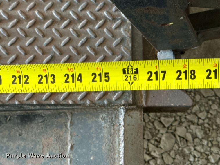 image for item EV6121 2001 Kodiak utility trailer