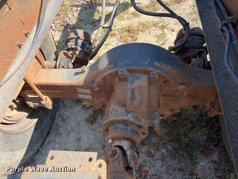 image for item EV6123 Rear axle assembly 