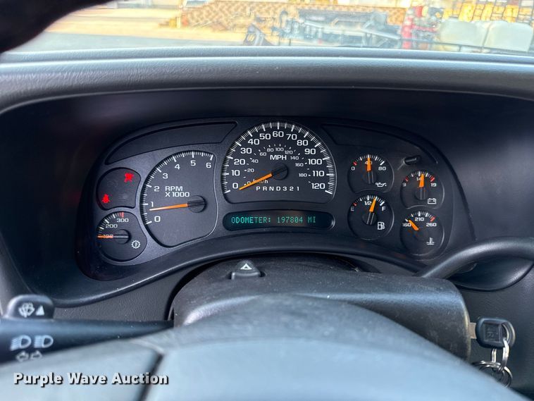 image for item EV6133 2006 Chevrolet Silverado 2500HD Crew Cab pickup truck