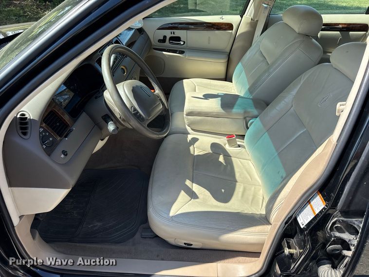 image for item EV6136 1999 Lincoln Town Car 