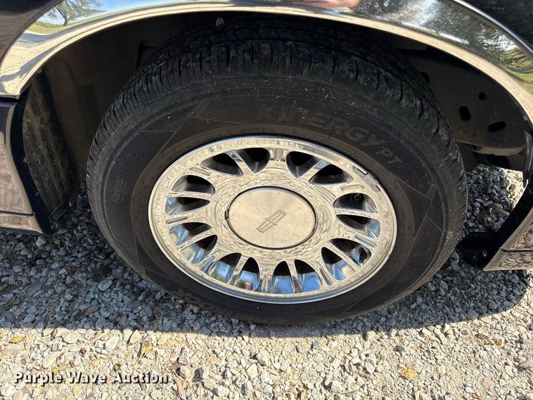 image for item EV6136 1999 Lincoln Town Car 
