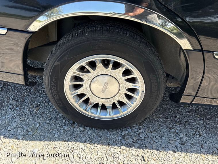 image for item EV6136 1999 Lincoln Town Car 
