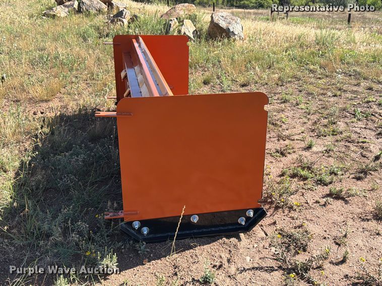 image for item EW1068 Kit Containers skid steer snow pusher
