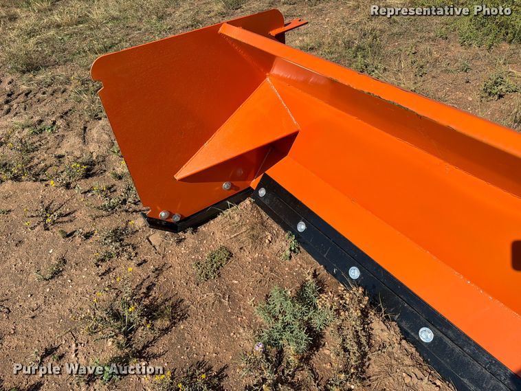 image for item EW1069 Kit Containers skid steer snow pusher