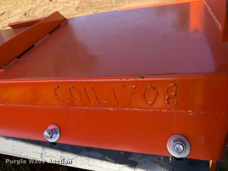 image for item EW1069 Kit Containers skid steer snow pusher