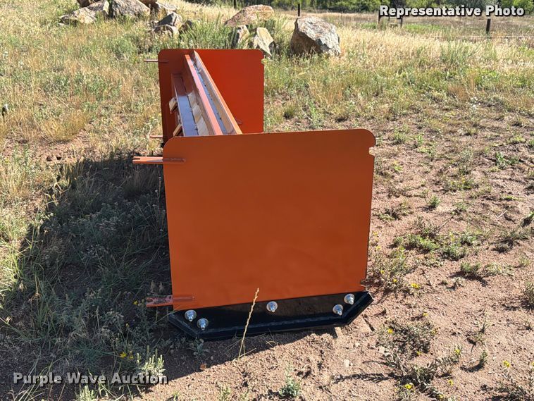 image for item EW1073 Kit Containers skid steer snow pusher
