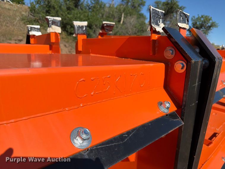 image for item EW1074 Kit Containers skid steer snow pusher