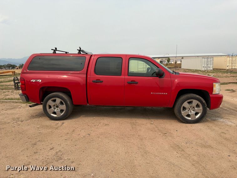 image for item EW2148 2011 Chevrolet Silverado 1500 LTZ Crew Cab pickup truck