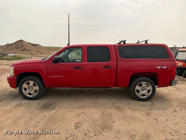 image for item EW2148 2011 Chevrolet Silverado 1500 LTZ Crew Cab pickup truck