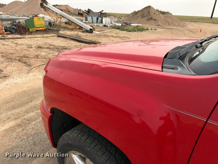 image for item EW2148 2011 Chevrolet Silverado 1500 LTZ Crew Cab pickup truck