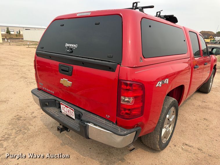 image for item EW2148 2011 Chevrolet Silverado 1500 LTZ Crew Cab pickup truck