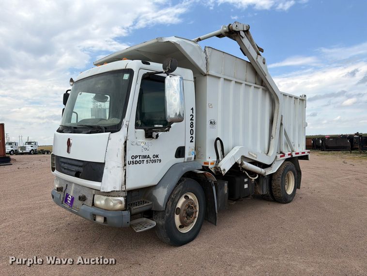 image for item EW2179 2013 Kenworth K370 refuse truck