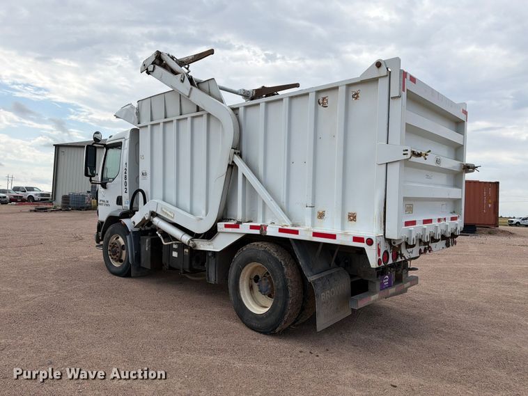 image for item EW2179 2013 Kenworth K370 refuse truck