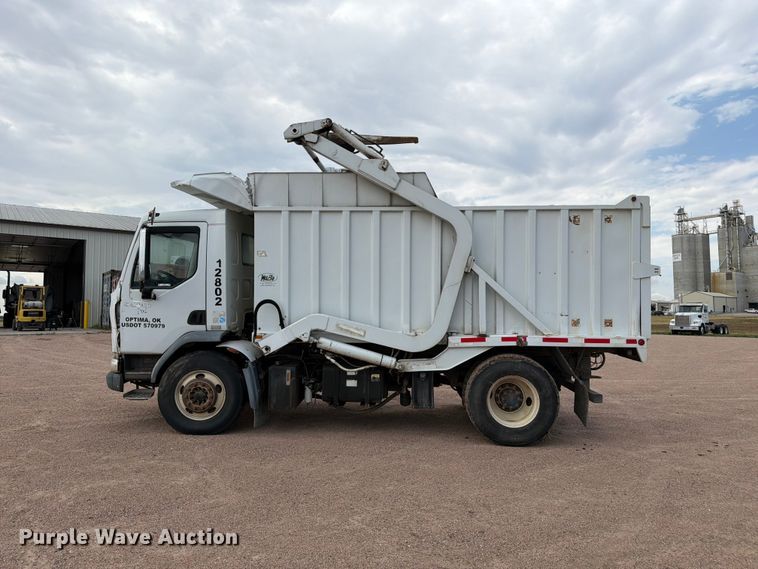 image for item EW2179 2013 Kenworth K370 refuse truck