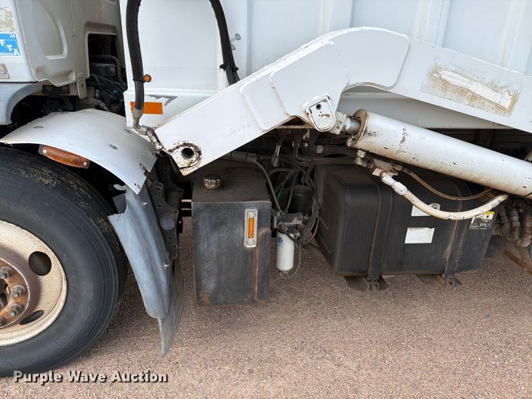 image for item EW2179 2013 Kenworth K370 refuse truck