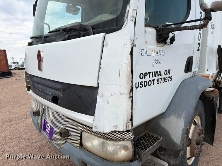image for item EW2179 2013 Kenworth K370 refuse truck