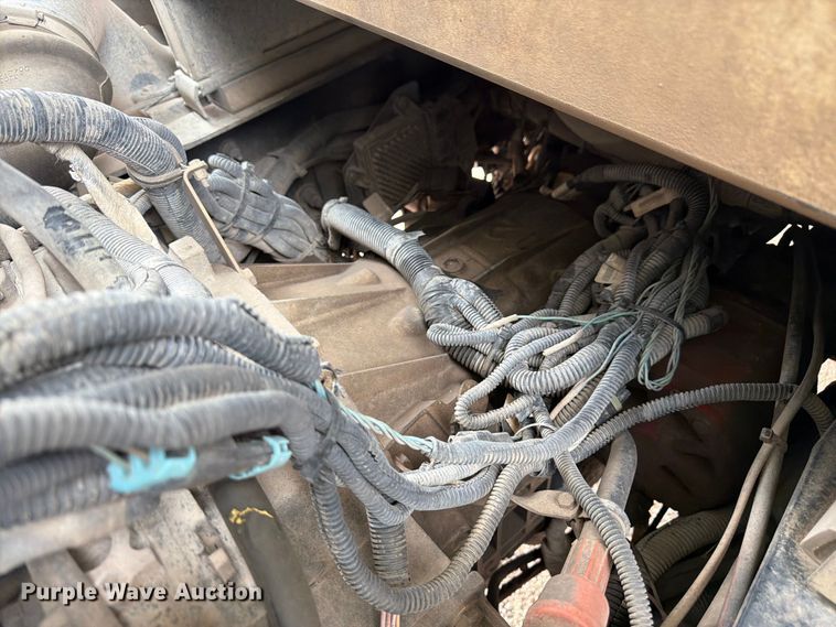 image for item EW2179 2013 Kenworth K370 refuse truck