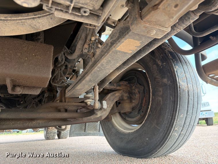 image for item EW2179 2013 Kenworth K370 refuse truck