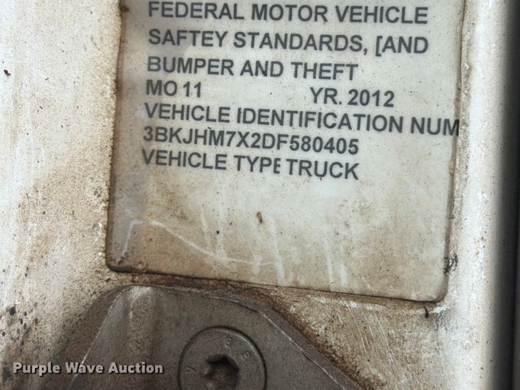 image for item EW2179 2013 Kenworth K370 refuse truck
