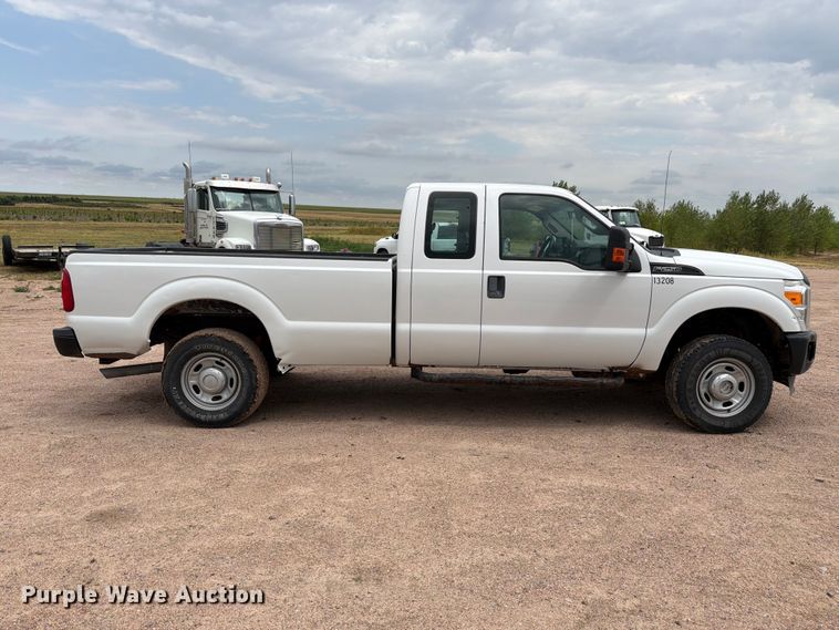 image for item EW2186 2013 Ford F250 Super Duty Ext. Cab pickup truck