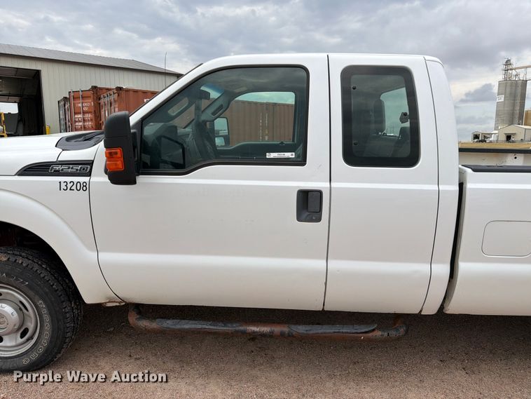 image for item EW2186 2013 Ford F250 Super Duty Ext. Cab pickup truck