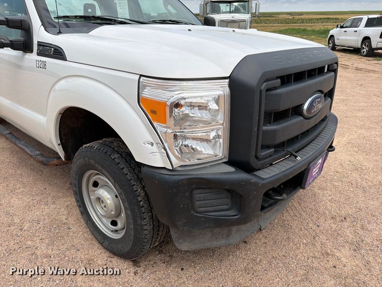 image for item EW2186 2013 Ford F250 Super Duty Ext. Cab pickup truck