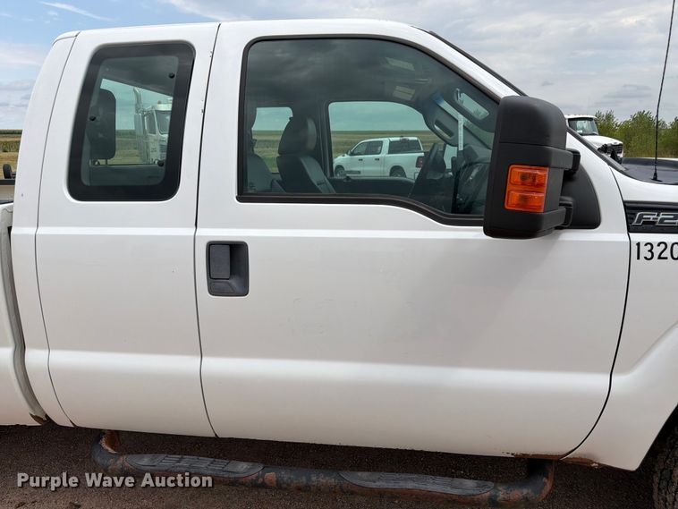 image for item EW2186 2013 Ford F250 Super Duty Ext. Cab pickup truck