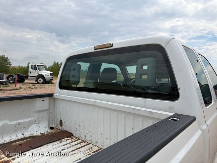 image for item EW2186 2013 Ford F250 Super Duty Ext. Cab pickup truck