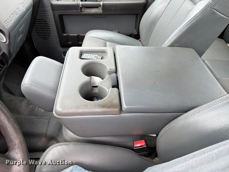 image for item EW2186 2013 Ford F250 Super Duty Ext. Cab pickup truck