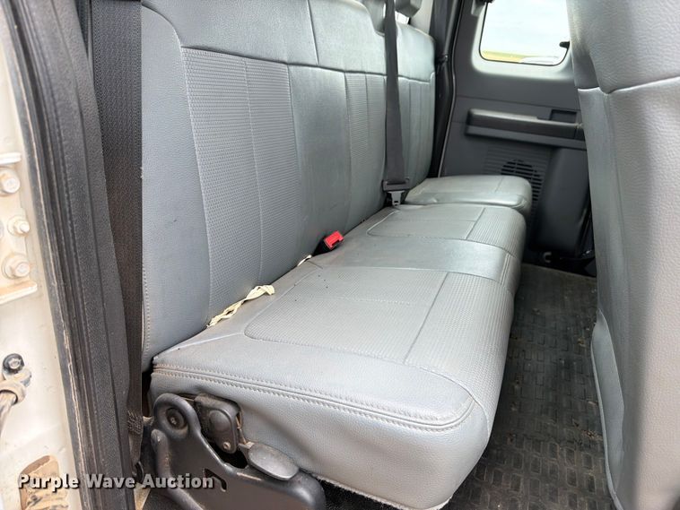 image for item EW2186 2013 Ford F250 Super Duty Ext. Cab pickup truck