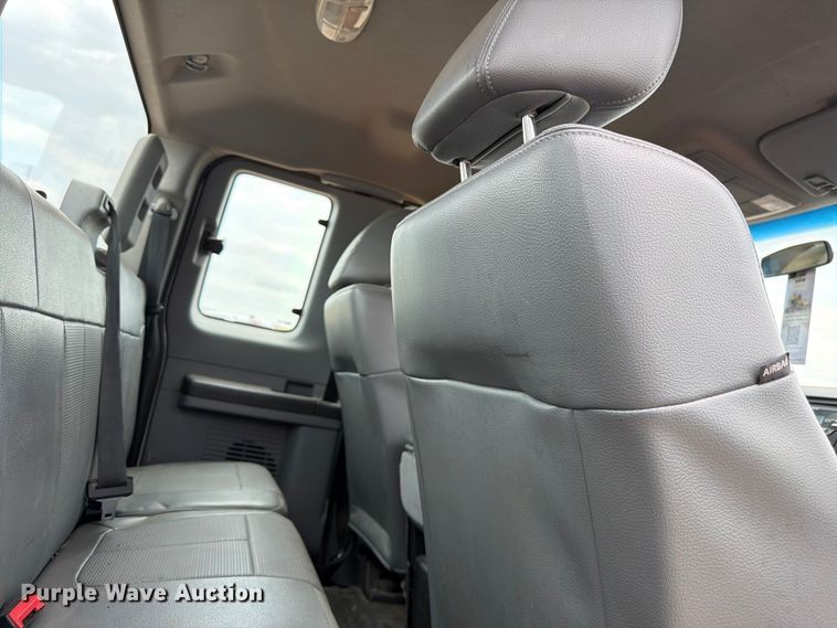 image for item EW2186 2013 Ford F250 Super Duty Ext. Cab pickup truck