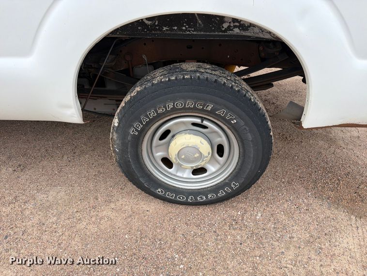 image for item EW2186 2013 Ford F250 Super Duty Ext. Cab pickup truck