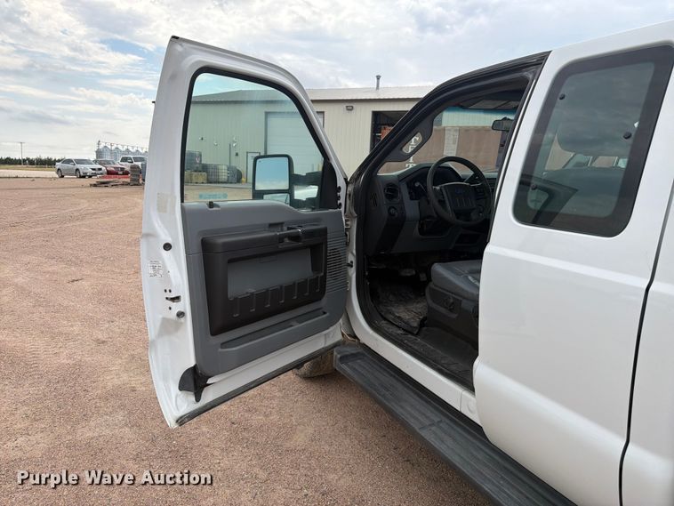 image for item EW2187 2015 Ford F250 Super Duty Ext. Cab pickup truck