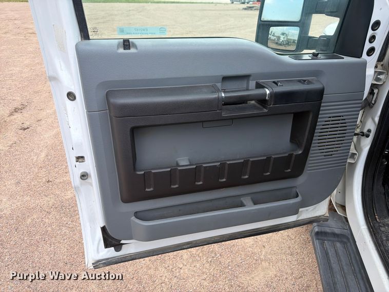 image for item EW2187 2015 Ford F250 Super Duty Ext. Cab pickup truck