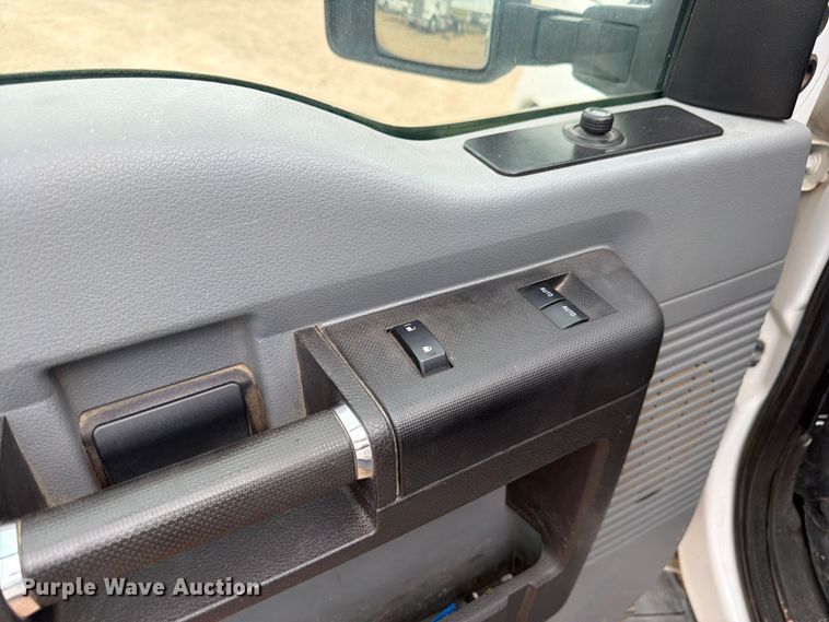 image for item EW2187 2015 Ford F250 Super Duty Ext. Cab pickup truck