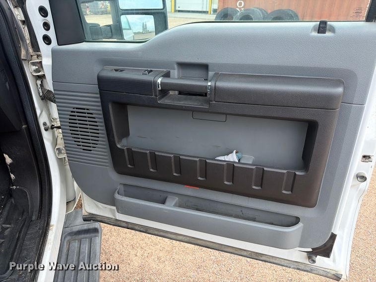 image for item EW2187 2015 Ford F250 Super Duty Ext. Cab pickup truck