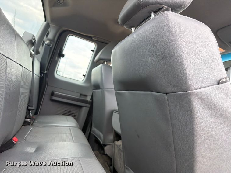 image for item EW2187 2015 Ford F250 Super Duty Ext. Cab pickup truck