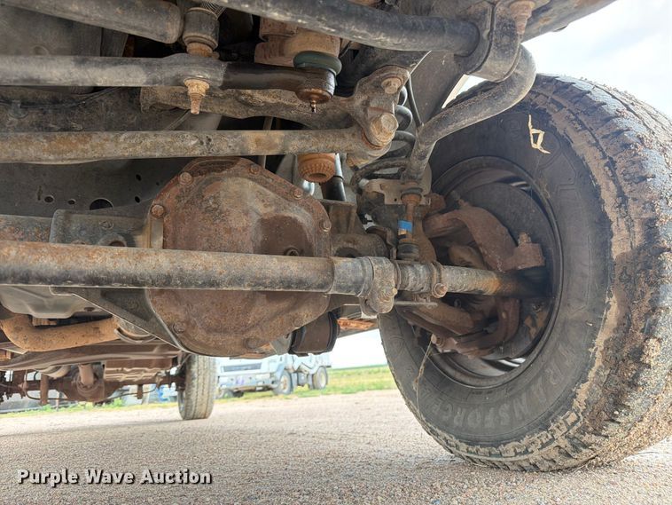 image for item EW2187 2015 Ford F250 Super Duty Ext. Cab pickup truck