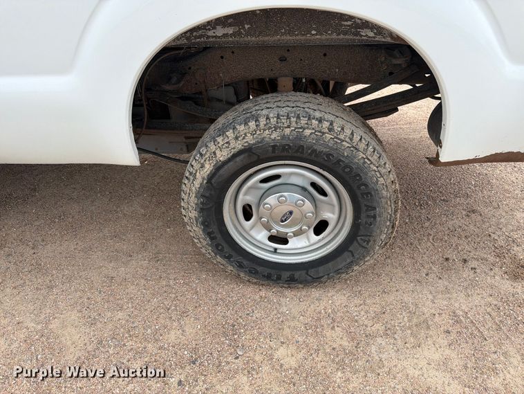image for item EW2187 2015 Ford F250 Super Duty Ext. Cab pickup truck