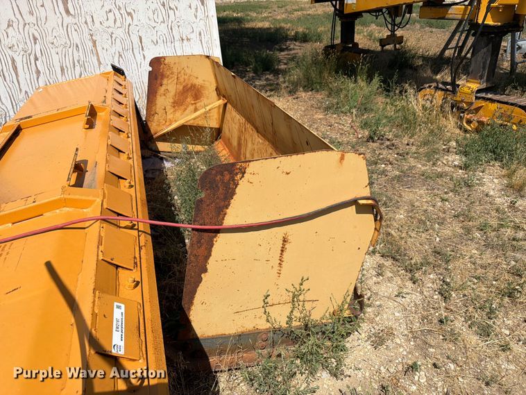 image for item EW2196 Skid steer snow pusher
