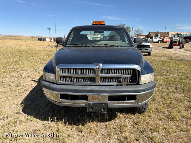 image for item EW2198 2001 Dodge Ram 2500 Ext. Cab pickup truck