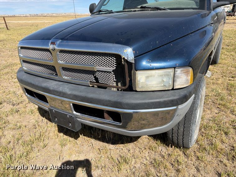 image for item EW2198 2001 Dodge Ram 2500 Ext. Cab pickup truck