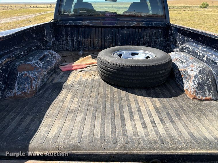 image for item EW2198 2001 Dodge Ram 2500 Ext. Cab pickup truck