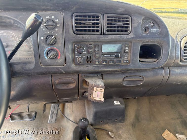 image for item EW2198 2001 Dodge Ram 2500 Ext. Cab pickup truck