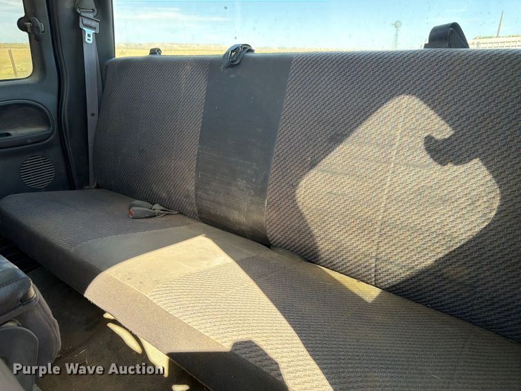 image for item EW2198 2001 Dodge Ram 2500 Ext. Cab pickup truck