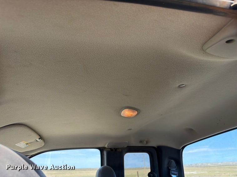 image for item EW2198 2001 Dodge Ram 2500 Ext. Cab pickup truck