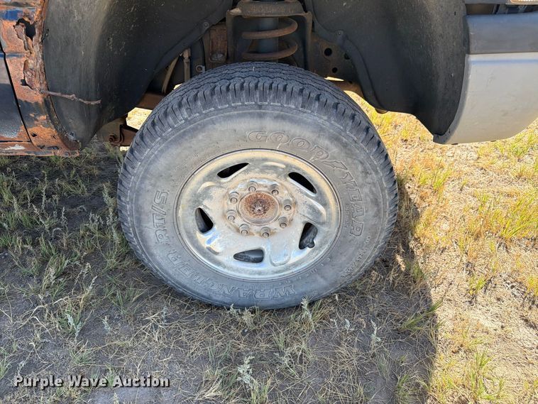 image for item EW2198 2001 Dodge Ram 2500 Ext. Cab pickup truck